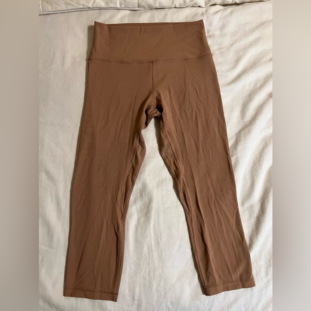 Lululemon Align high rise crop 21” - Picture 3 of 11